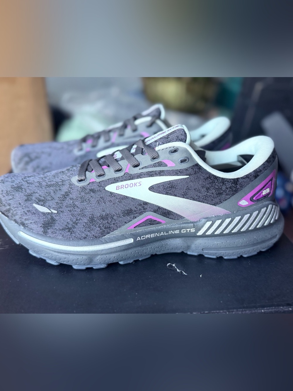 Brooks Adrenaline GTS 23